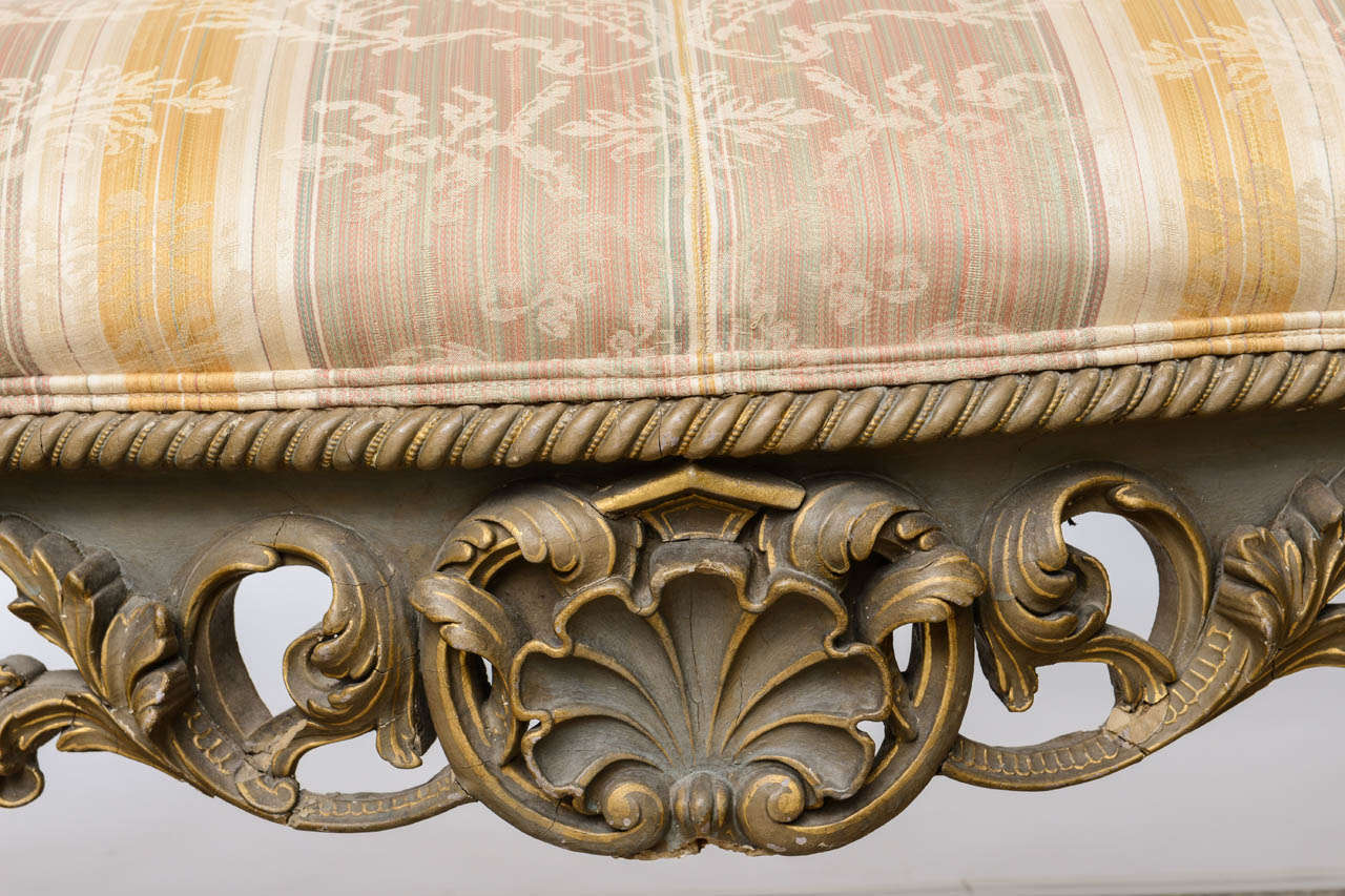 Italian Venetian Hand-Carved Bench, 19th Century For Sale