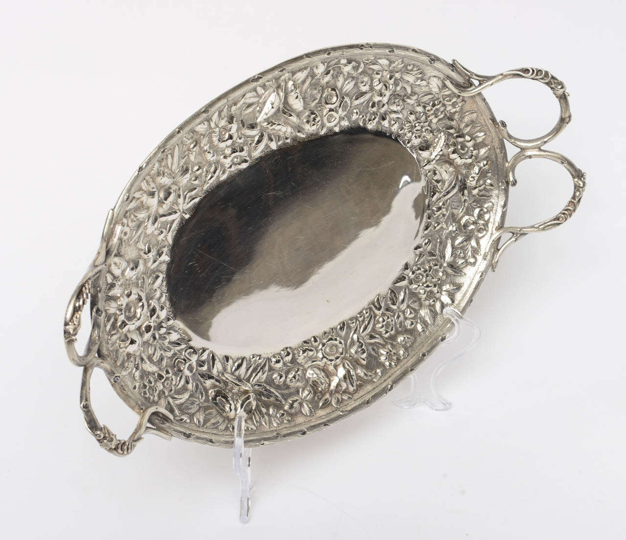 Sterling Silver Bread Tray, Repousse Floral Border, 19th Century In Good Condition For Sale In West Palm Beach, FL