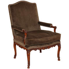 A Regence Beechwood Fauteuil A La Reine