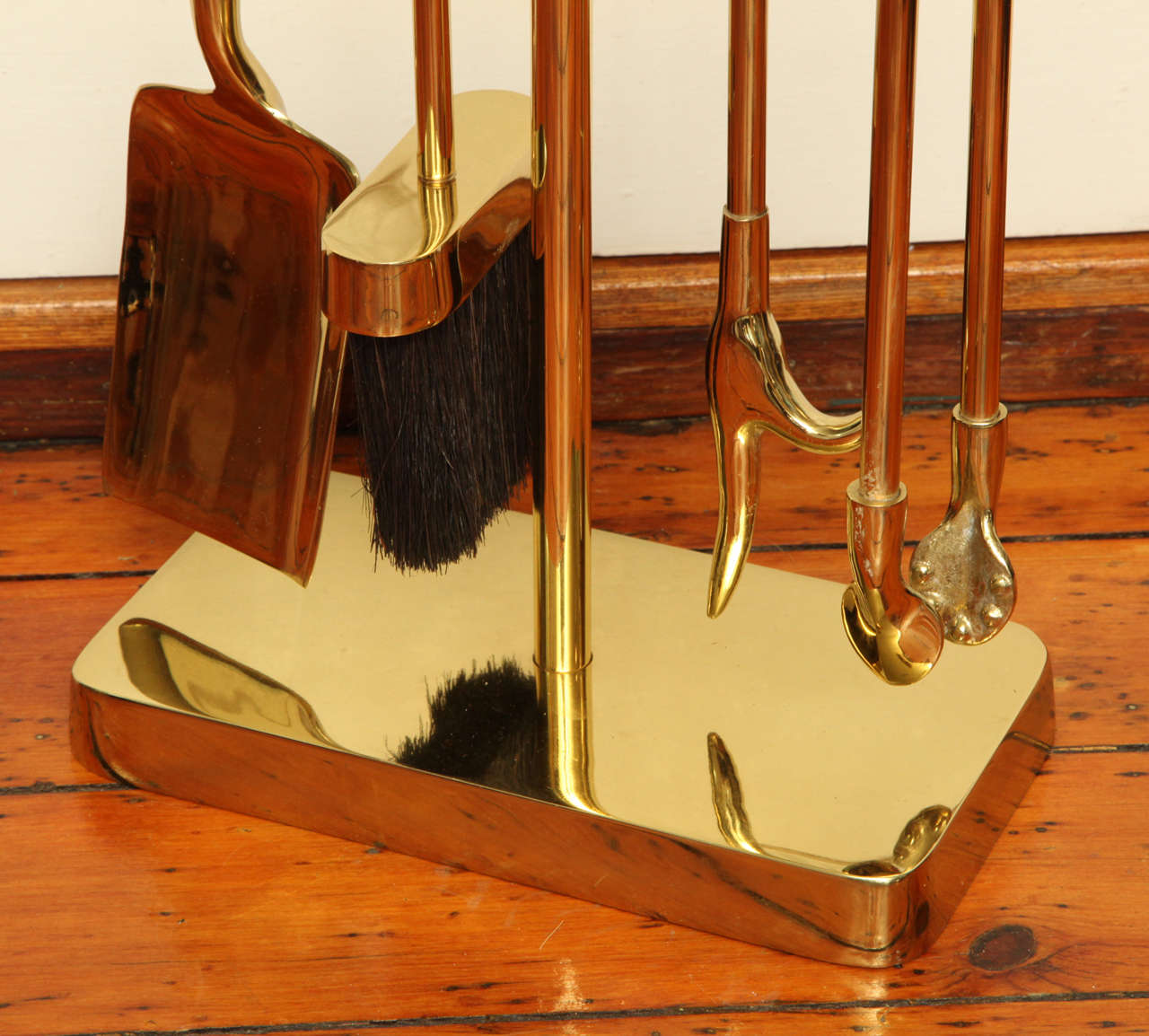 Italian Modernist Polished Brass Fire Tool Set In Excellent Condition In New York, NY