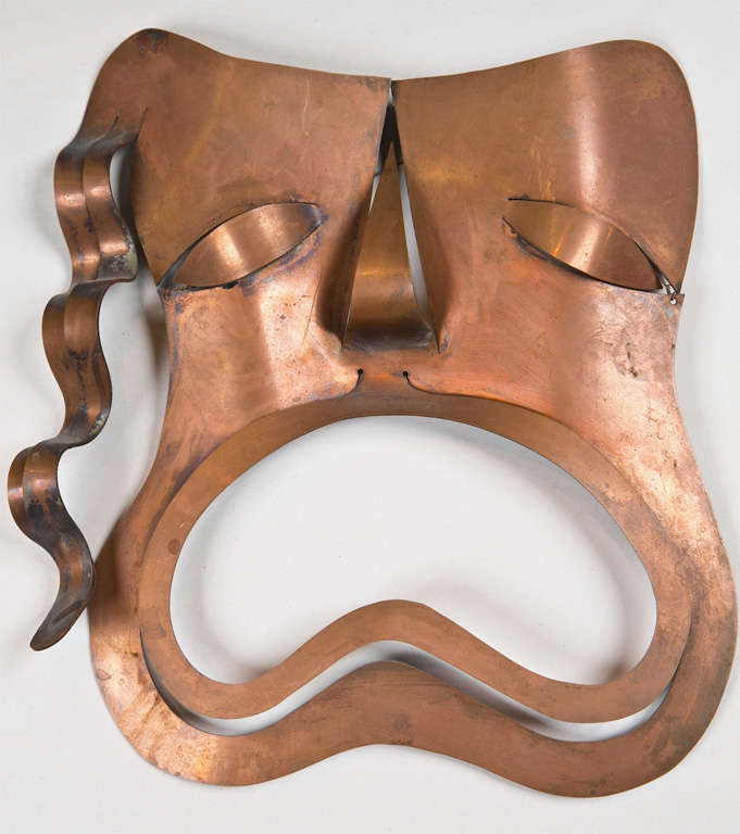Funkyfinders.com is offering this pair of modernist copper 'comedy & tragedy' masks. Francisco Rebajes was from the Dominican Republic. He cultivated a following via his Manhattan studio where he became one of the leaders in vintage copper design.