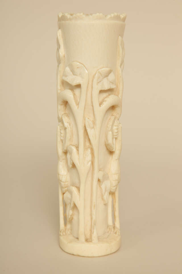 Belgian Art Deco Carved Bone Vase In Excellent Condition For Sale In New York, NY