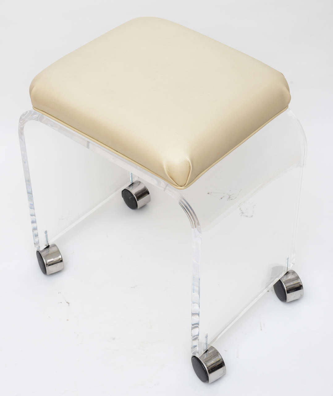 20th Century Charles Hollis Jones Style Waterfall Shaped Lucite Vanity Bench with Cushion