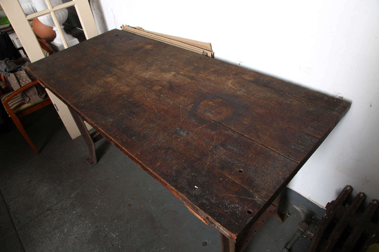 Antique Industrial French Kitchen Oak Table In Good Condition In New York, NY