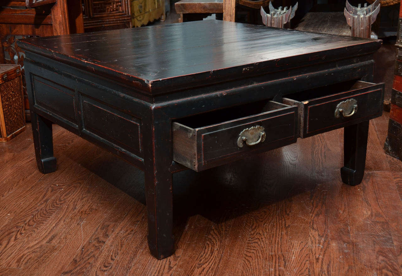 Turn of the Century Black Lacquered Two-Drawer Tea Table with Brass Hardware In Excellent Condition For Sale In East Hampton, NY