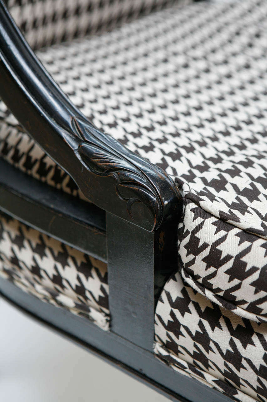 Pair of Houndstooth Chairs In Good Condition In South Pasadena, CA