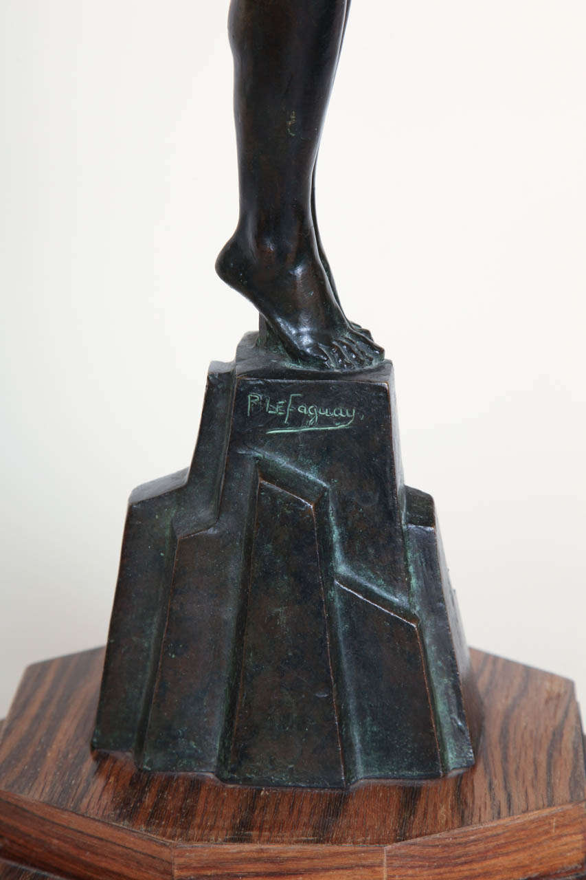 Pierre Le Faguays French Art Deco 'Victory' Bronze Sculpture For Sale 1