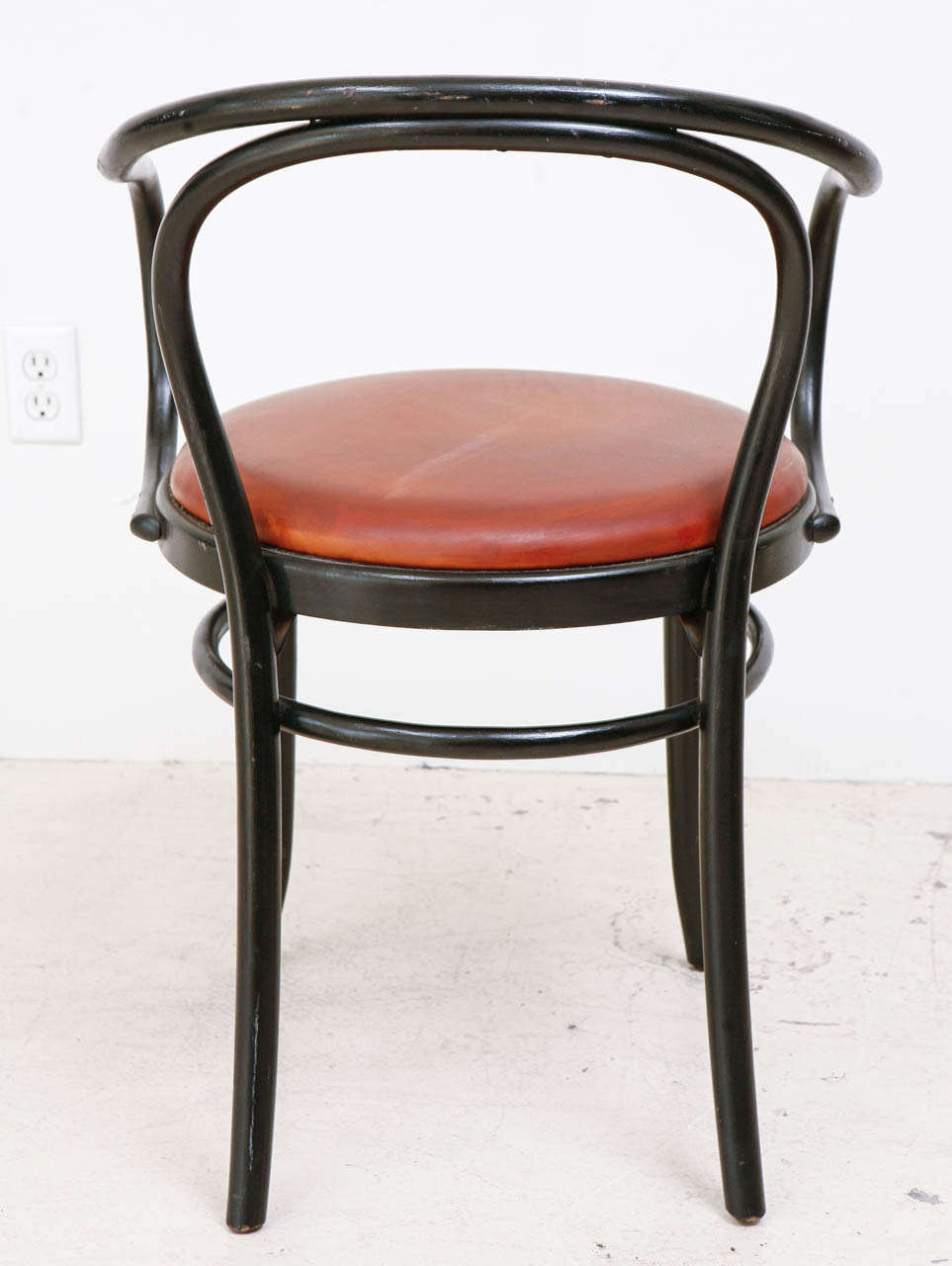 Mid-20th Century Set of 6 Matte Black and Custom Leather Thonet Chairs