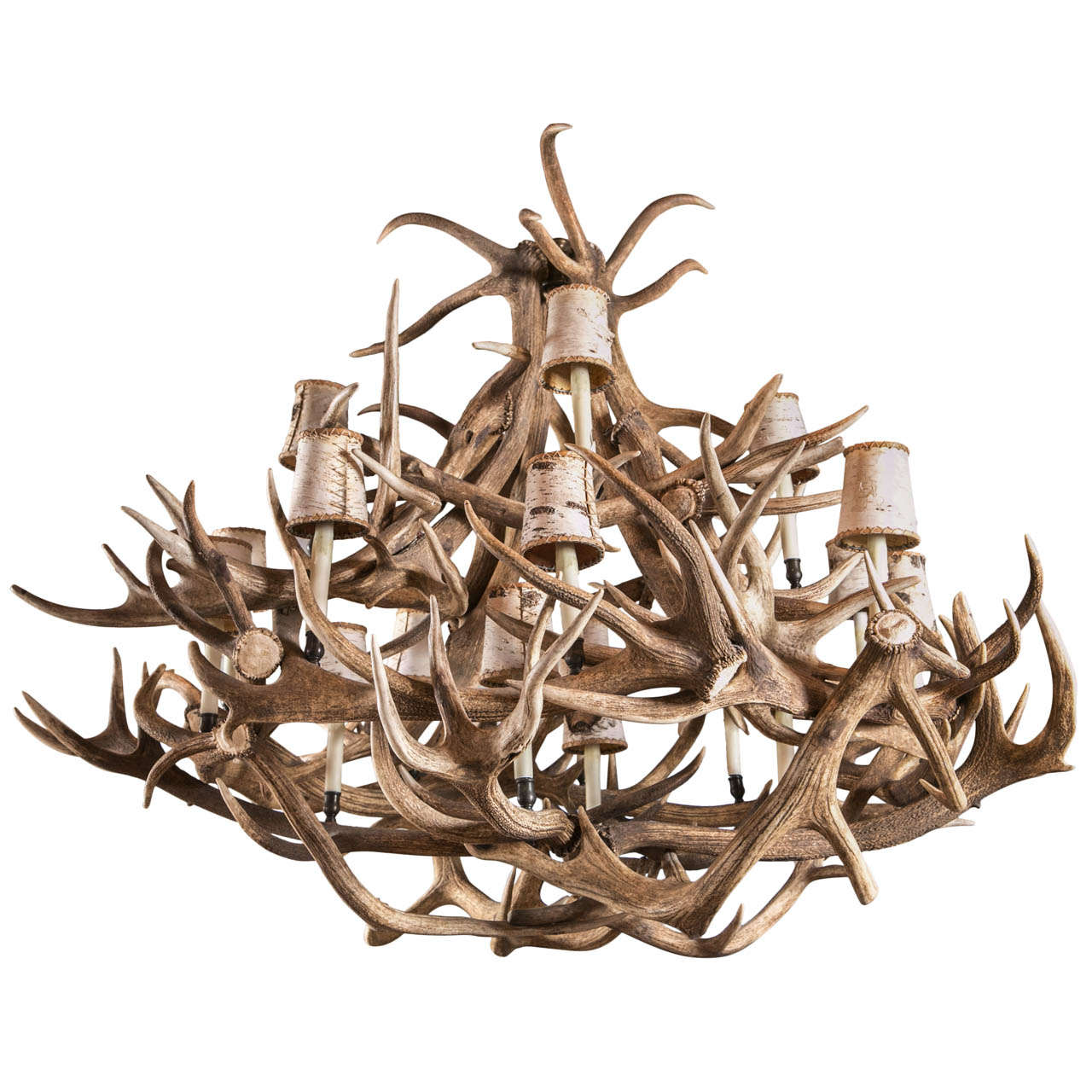 Eighteen Light Elk Antler Chandelier For Sale at 1stdibs