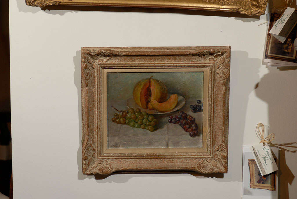 XIXe siècle Nature morte à l'huile encadrée du 19e siècle représentant des fruits, des raisins et un melon en vente