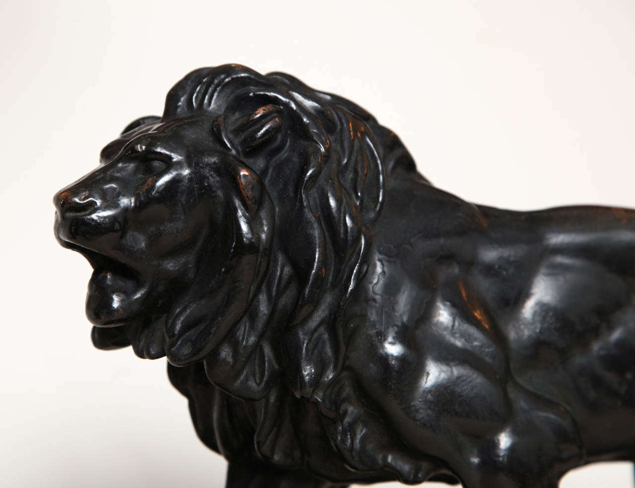 Late 19th Century Bronze Lion With Finely Chased Mane, Signed 'bayre' In Good Condition For Sale In New York, NY