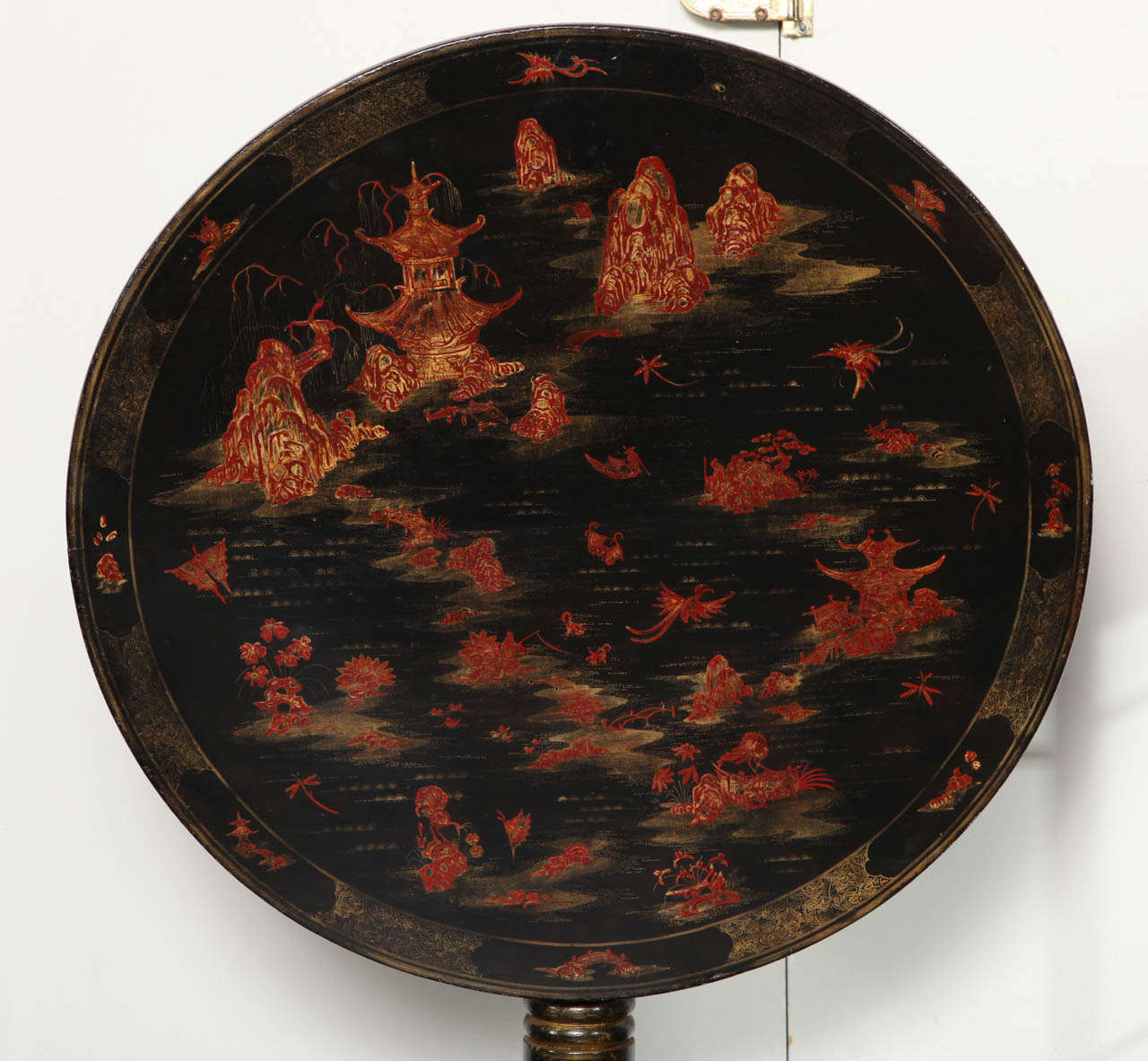 Mid-19th Century Chinese Export Black Chinoiserie Center Table 1