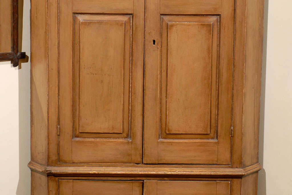 Wood 19th Century Original Paint English Corner Cabinet For Sale