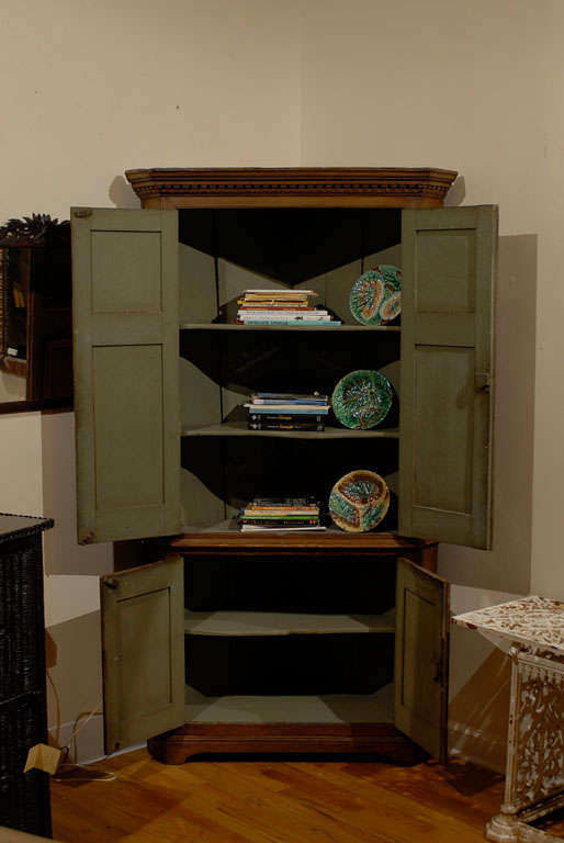 19th Century Original Paint English Corner Cabinet For Sale 2