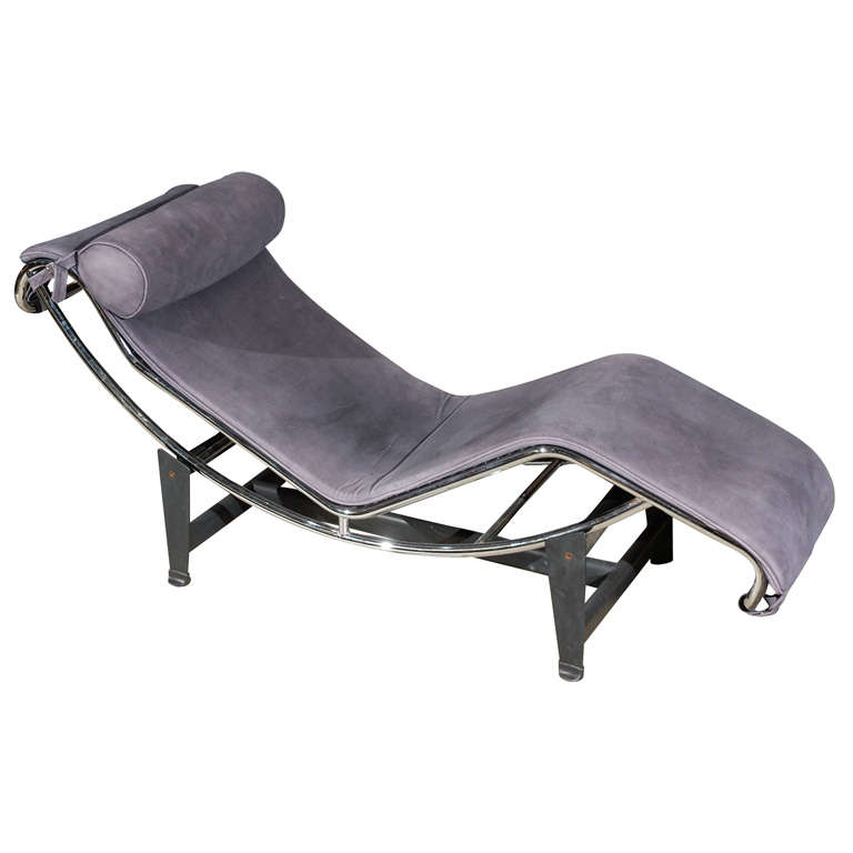 Le Corbusier IC4 Chaise Lounge