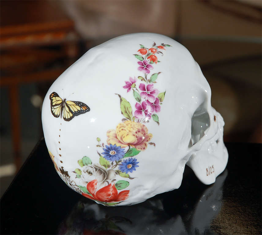 Porcelain Skull by Nymphenburg 1