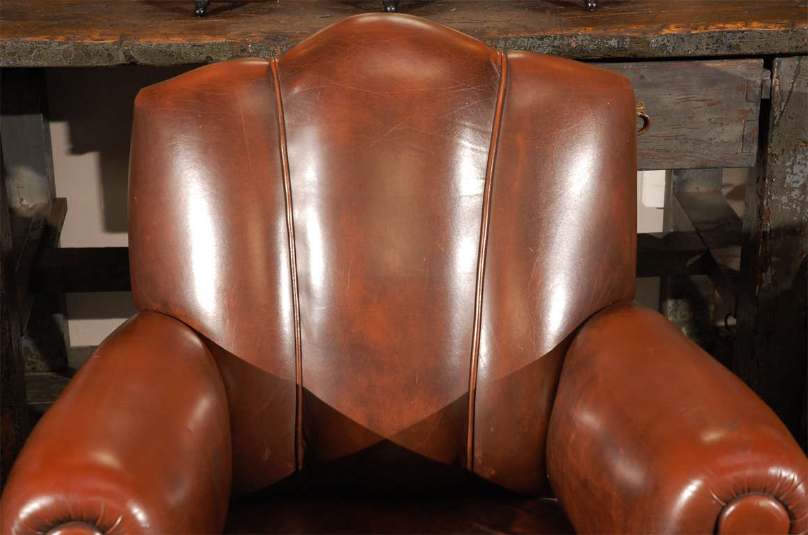 Mid-20th Century English Art Deco Style Chair in Leather, Circa 1960