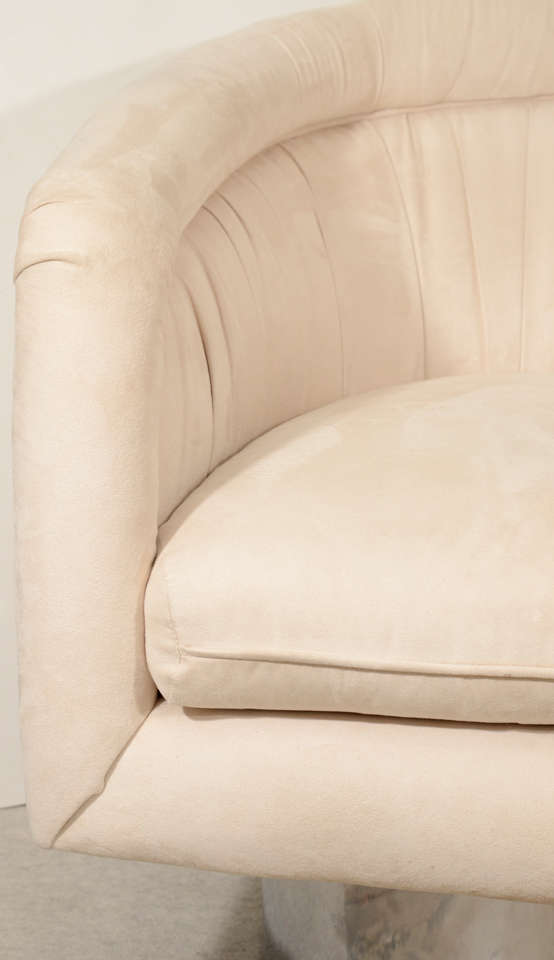 Pair of Swivel Tub Lounge Chairs by Leon Rosen for Pace Collection at