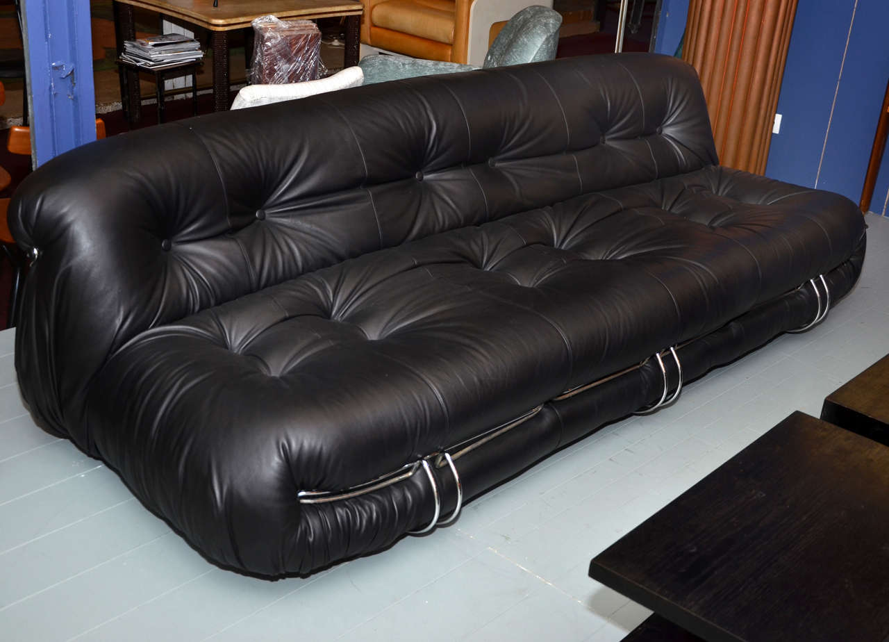 Leather 1970s Italian Sofa by Tobia Scarpa For Sale