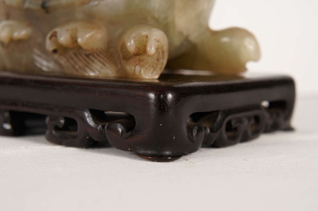 Late 19th/Early 20th Century Carved Jade Mythical Bird Carving For Sale 4