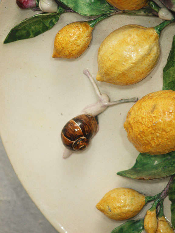 Majolica wall charger with lemons, French, 19th century 2