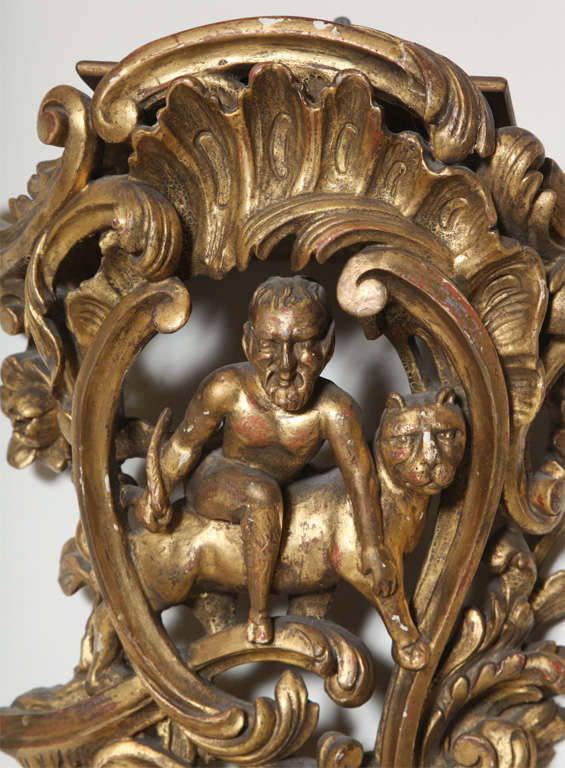 Paire de consoles en bois doré sculpté du XIXe siècle Bon état - En vente à West Palm Beach, FL