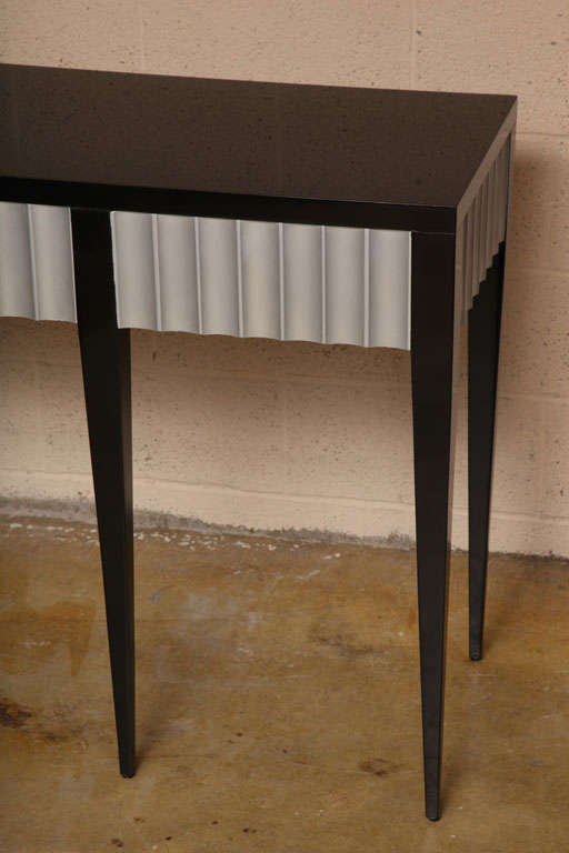 American CONSOLE TABLE BY JOHN BLACK FOR BAKER