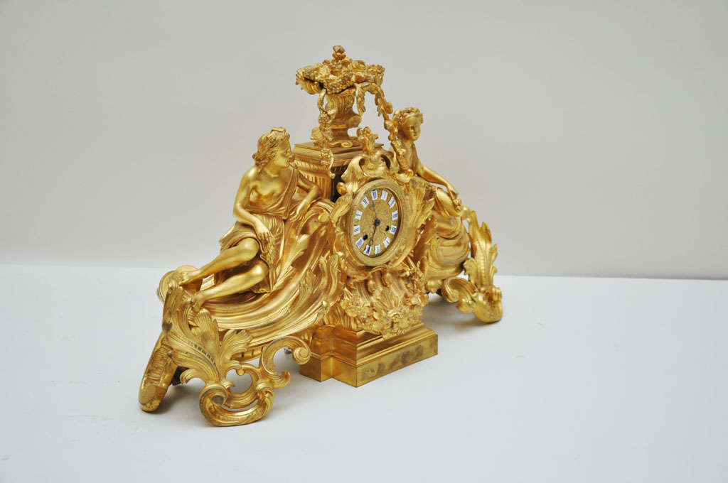 Napoleon III Henri Picard Gold Bronze Figural Mantel Clock, Paris, 1860 In Excellent Condition For Sale In Chicago, IL
