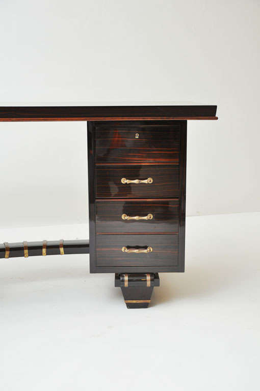 Ebonized Art Deco Macassar Ebony Pedestal Desk in the Manner of Emile-Jacques Ruhlmann For Sale
