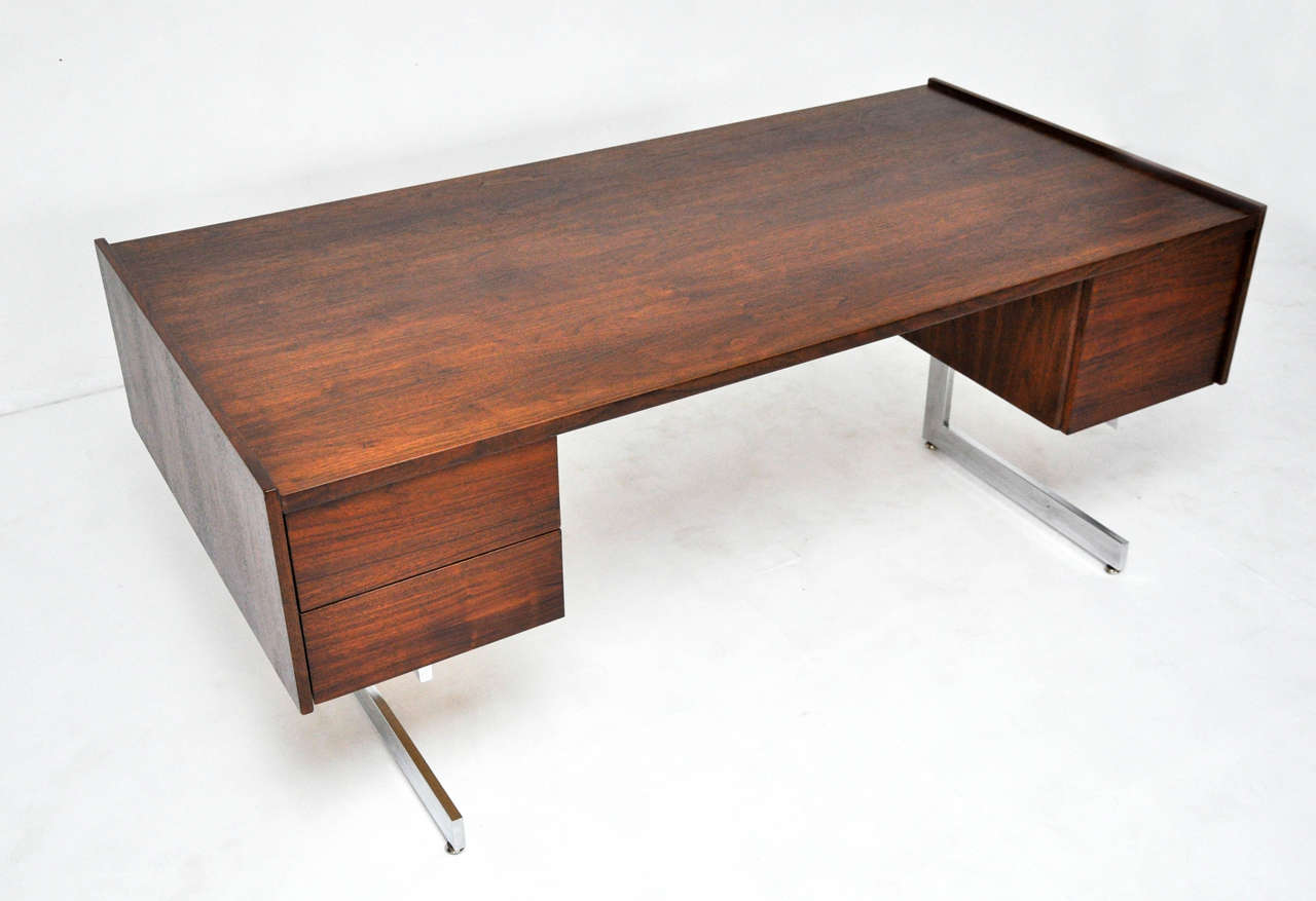 Mid-Century Modern Mid-Century Walnut Cantilever Desk