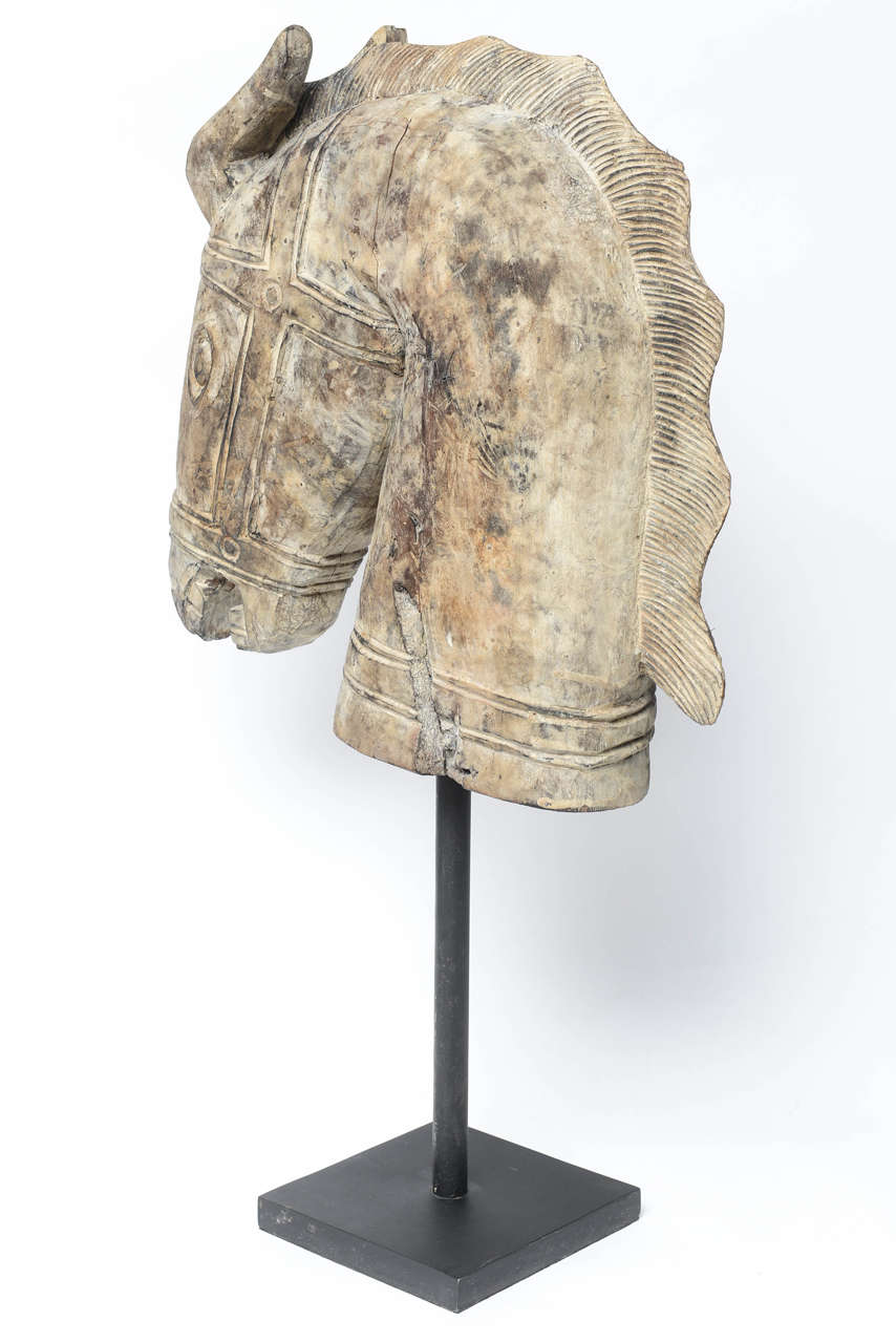 Large Horse Head, Artisan Carved In Distressed Condition In Miami, Miami Design District, FL