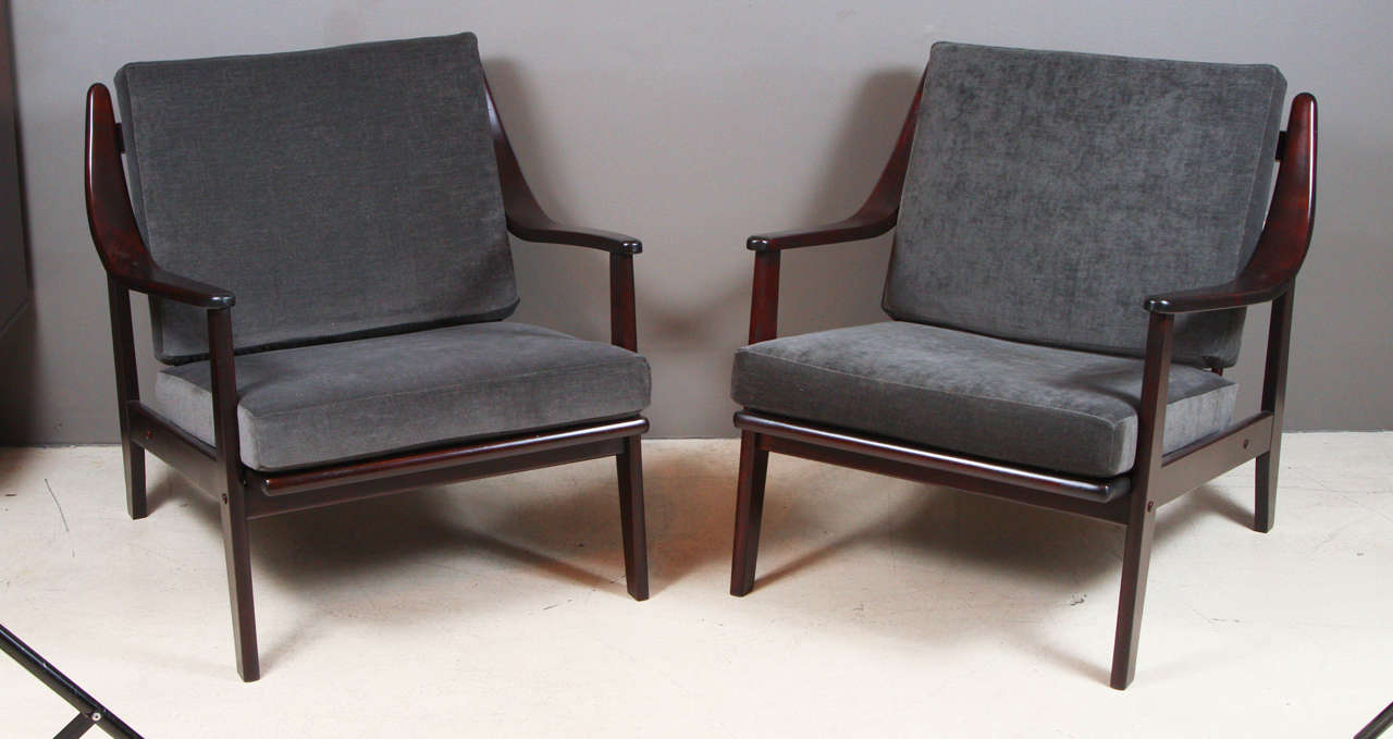 Pair of spindle backed armchairs by Italian designer Paolo Buffa.