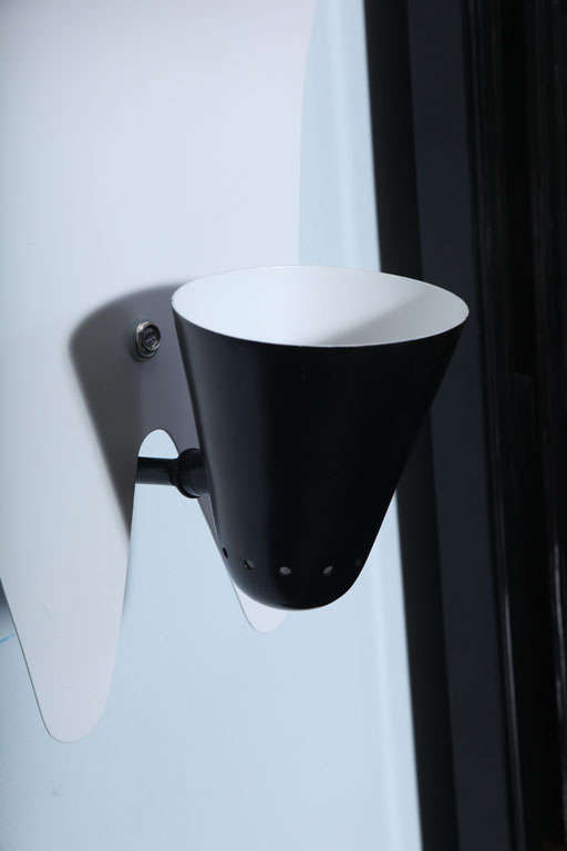 Pair of Italian Modern Wall Lights For Sale at 1stdibs