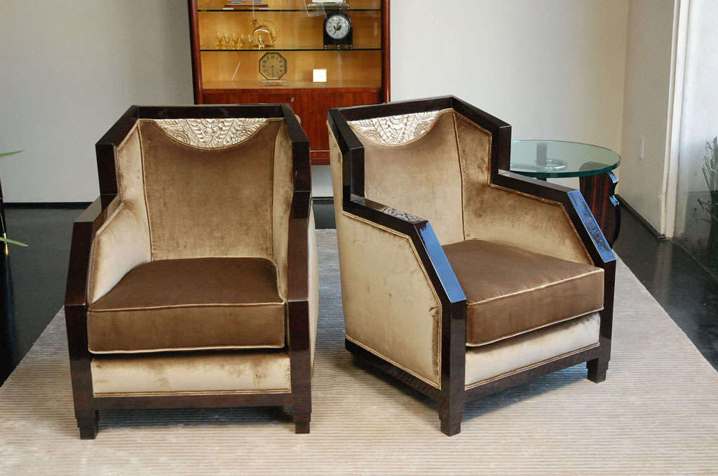 Anne Hauck Collection Salon Chairs<br />
Palisander with hand carved floral detail in 22K white gold<br />
Silk velvet Upholstery