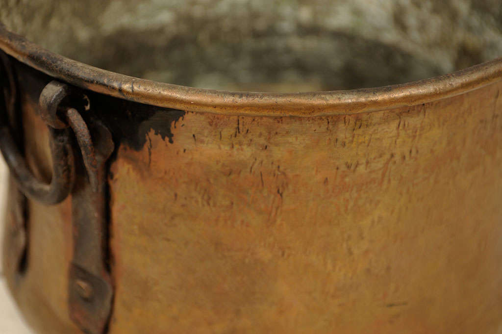 Large Italian Copper Pot 1