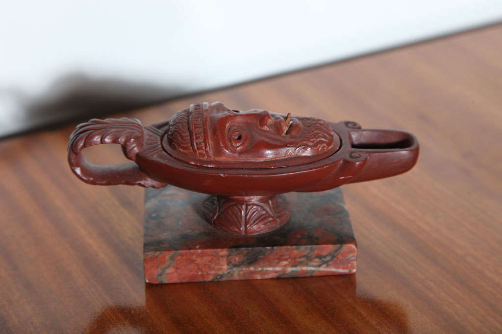 A Fine Grand Tour Rosso Antico Oil Lamp, Italy In Excellent Condition In West Palm Beach, FL