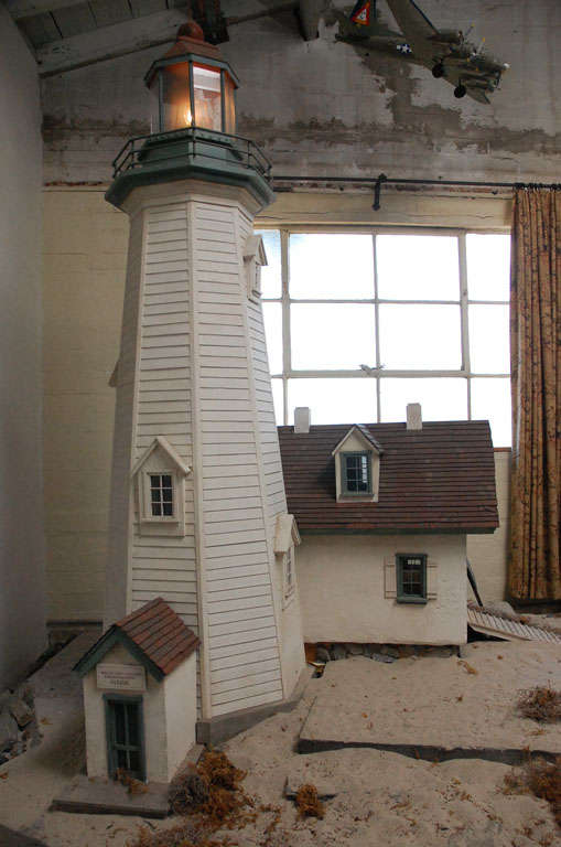 American Tall Lighthouse Scale Model