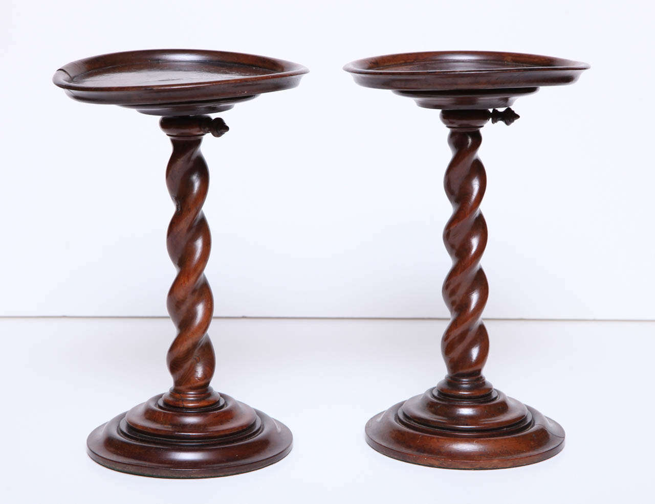 William and Mary Pair of English Burr Yew Wood Candlestands For Sale