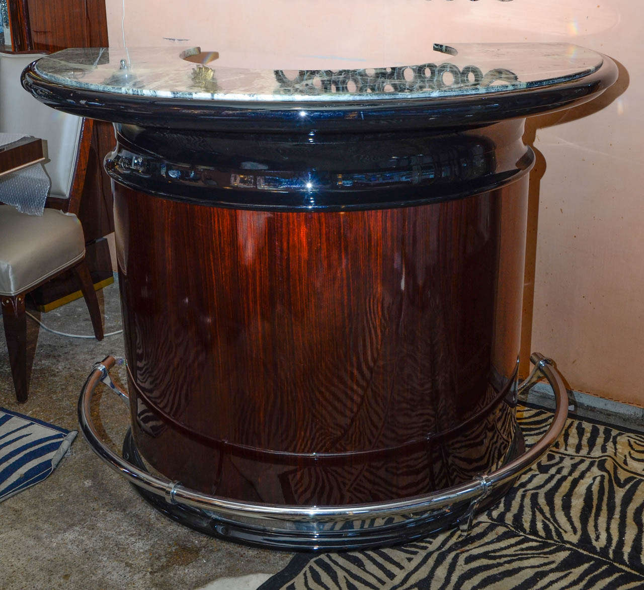Art Deco Style Sea liner Bar with Two Stools 2