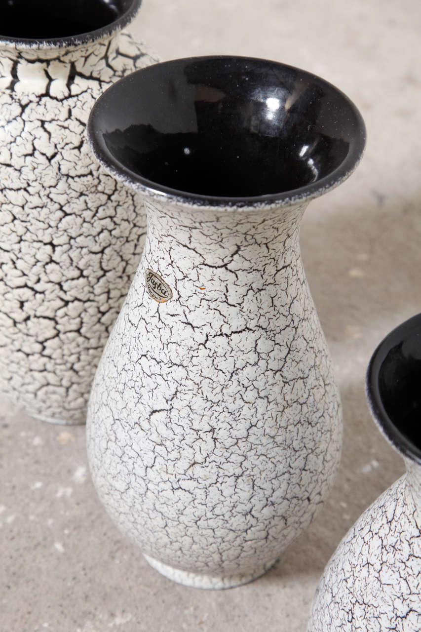 Group of Modernist Jasba Craquelé Ceramic Vases (Deutsch)