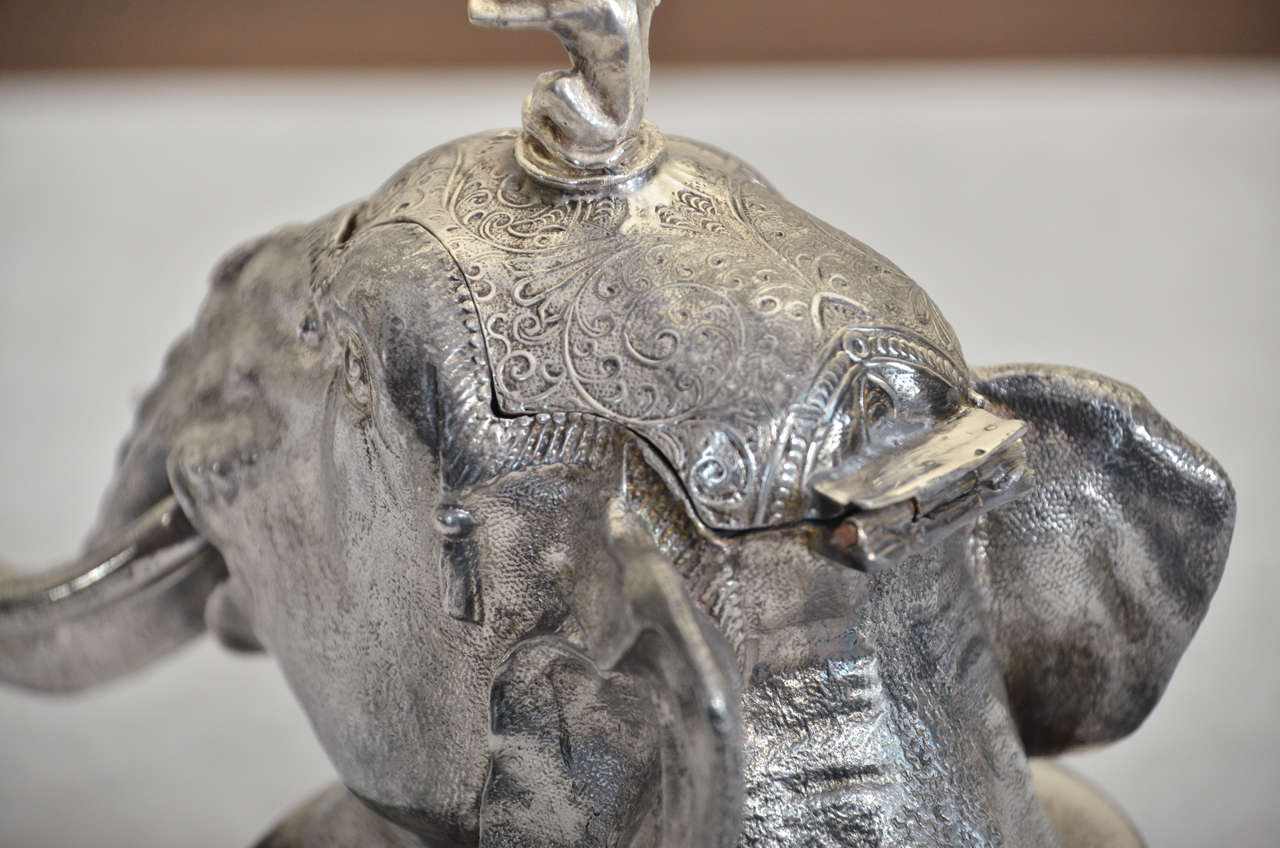 English Silver Plate Elephant Head Inkwell with Monkey Finial In Good Condition In Southampton, NY