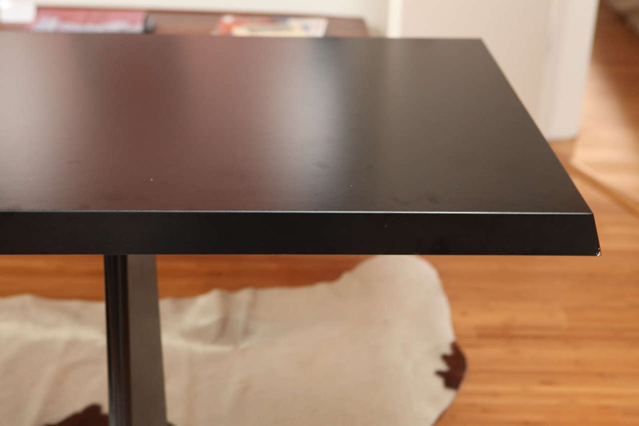 vitra trapeze table