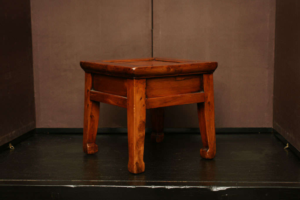 19th Century Q'ing Dynasty French Peachwood Stool with Slatted Bamboo Seat In Excellent Condition In East Hampton, NY