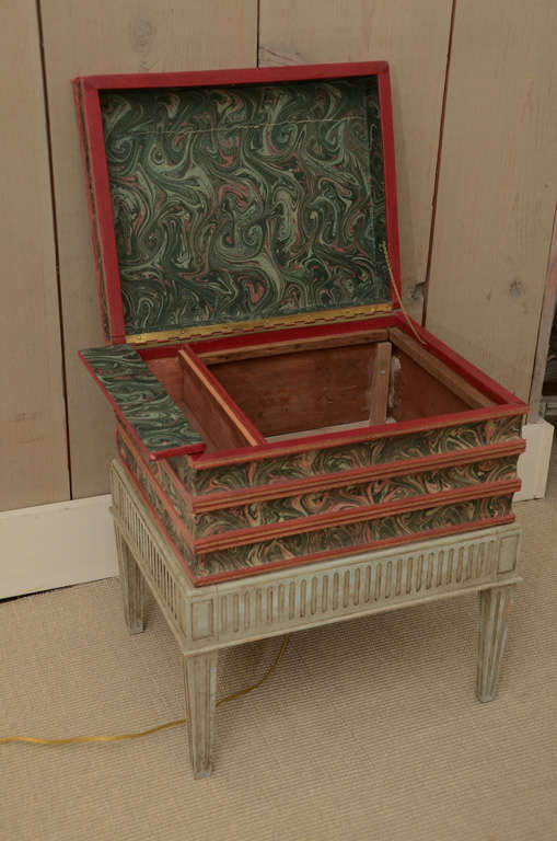 Interesting Lift Top Faux Book Form Low Table