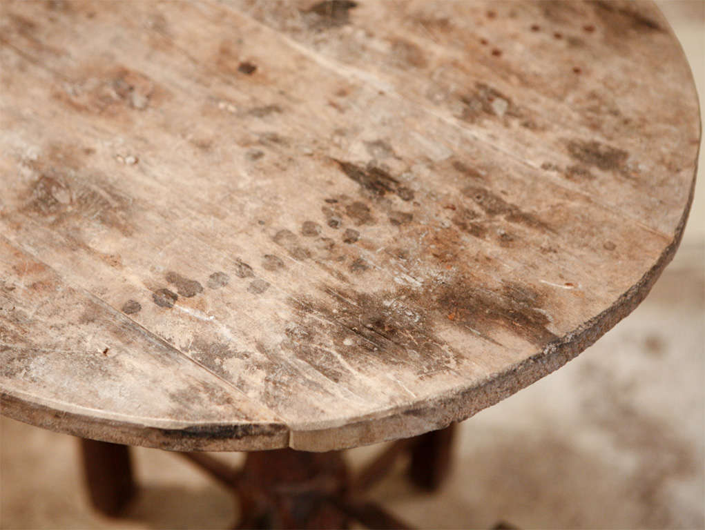 Primitive Swedish Side Table, Late 17th C. In Distressed Condition In Los Angeles, CA