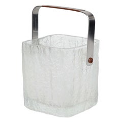 Vintage Ice Bucket with Textured Ice Cube Design