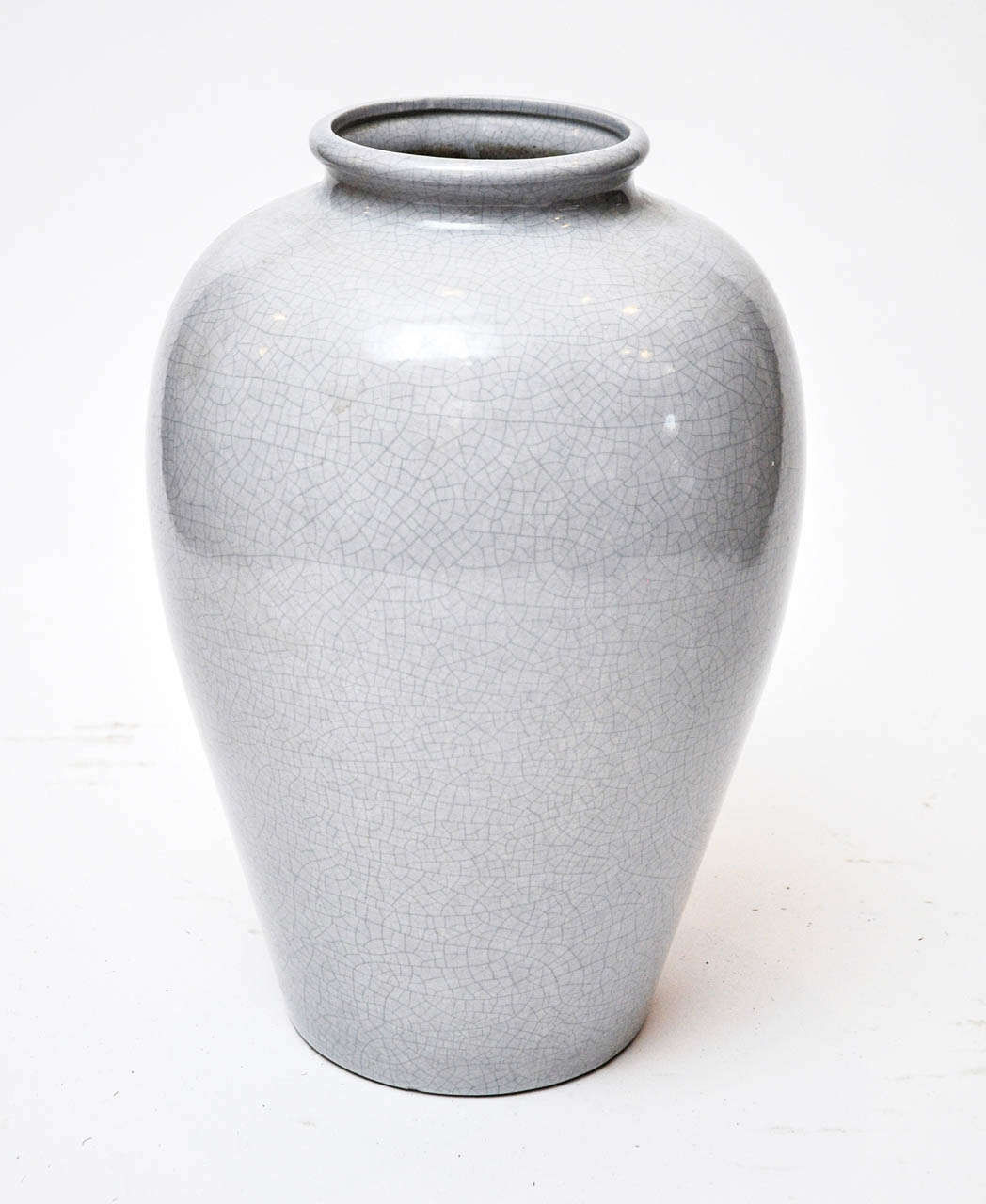 Chinese Blue Glazed Crackle Pot