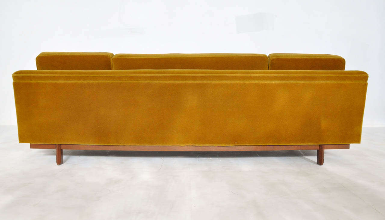 Frank Lloyd Wright Sofa 1