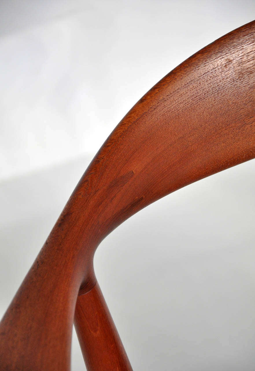 Chairs by Hans Wegner In Excellent Condition In Chicago, IL