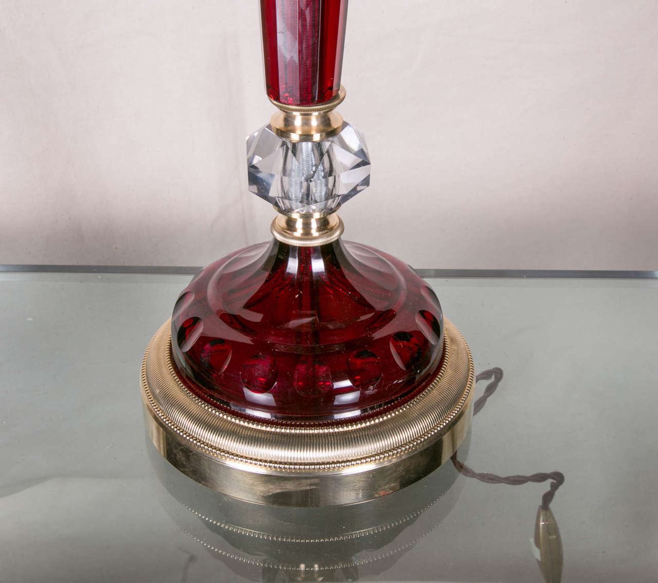 Pair of Lamps in Ruby Red Crystal and Bronze In Excellent Condition For Sale In Saint-Ouen, FR